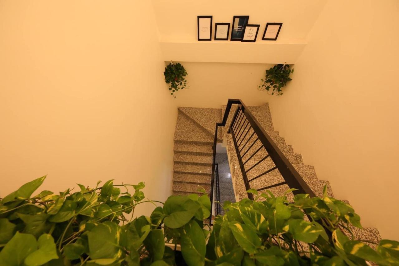 Hotel Van Thai Binh Tra Vinh Екстер'єр фото