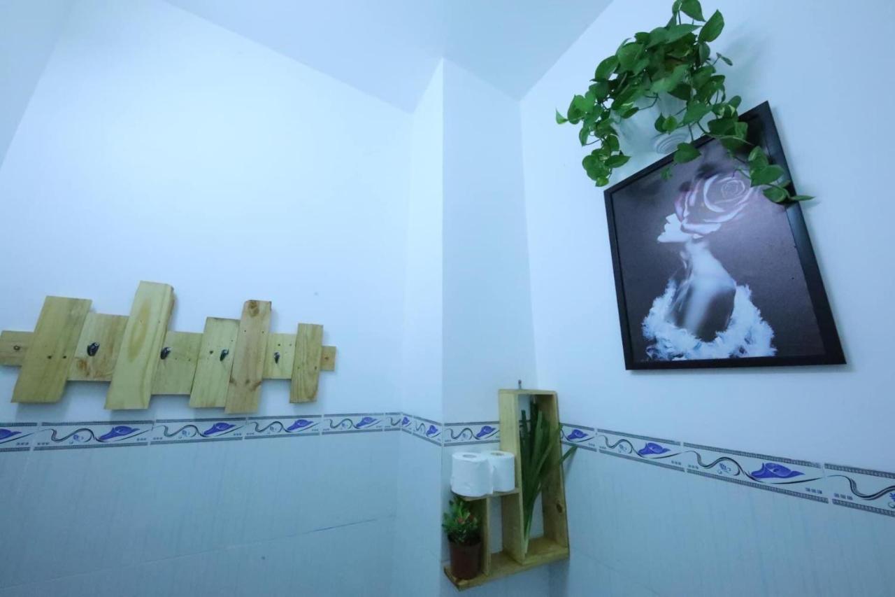 Hotel Van Thai Binh Tra Vinh Екстер'єр фото